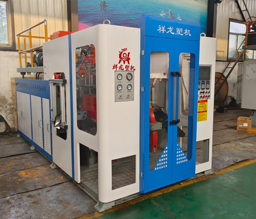 38、全自動(dòng)65一出二高阻隔吹塑機(jī)1.jpg