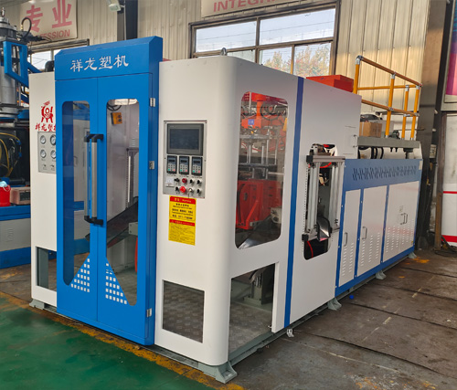 17、全自動5升吹塑機1.jpg